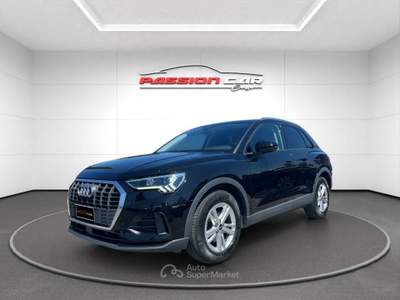 Audi Q3 35 2.0 tdi Business s-tronic Nero usata Ceprano