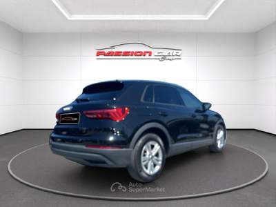 Audi Q3 35 2.0 tdi Business s-tronic Nero usata Ceprano