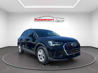 Audi Q3 35 2.0 tdi Business s-tronic Nero usata Ceprano