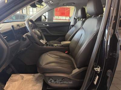 MG HS 1.5 Luxury auto Nero usata Mozzo