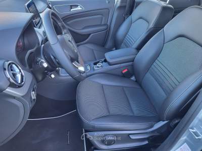 Mercedes-Benz Classe B MERCEDES B 180 CDI Automatic Business Argento usata Bari