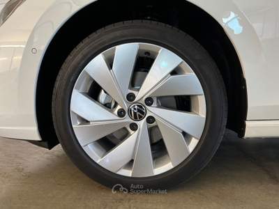 Volkswagen Golf  edition plus 1.5 etsi act 85 kw (115 cv) dsg Bianco usata Salerno