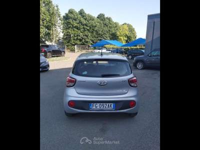 Hyundai i10  - i10 1.0 classic Argento usata Piacenza