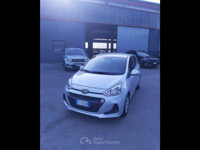 Hyundai i10  - i10 1.0 classic Argento usata Piacenza