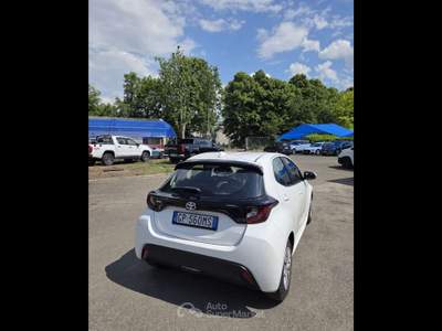 Toyota Yaris  - yaris 1.0 active Bianco usata Piacenza