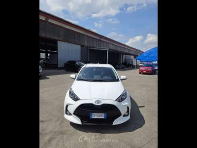 Toyota Yaris  - yaris 1.0 active Bianco usata Piacenza