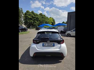 Toyota Yaris  - yaris 1.0 active Bianco usata Piacenza