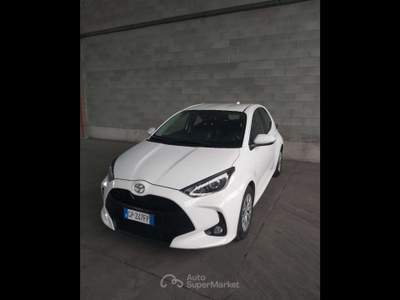 Toyota Yaris  - yaris 1.0 active Bianco usata Piacenza