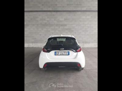 Toyota Yaris  - yaris 1.0 active Bianco usata Piacenza