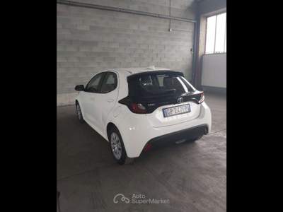 Toyota Yaris  - yaris 1.0 active Bianco usata Piacenza