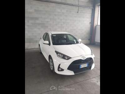 Toyota Yaris  - yaris 1.0 active Bianco usata Piacenza