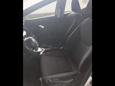 Toyota Yaris  - yaris 1.0 active Bianco usata Piacenza