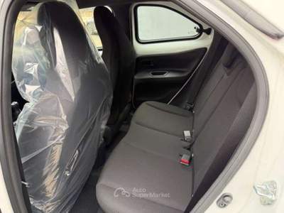 Toyota Aygo X  -  1.0 active 72cv Bianco usata Piacenza