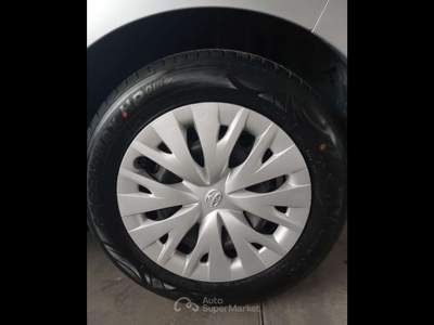 Toyota Yaris  - yaris 1.5h active Argento usata Piacenza