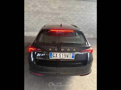 Skoda Octavia  - octavia wagon 2.0 tdi selection 150cv dsg Nero usata Piacenza