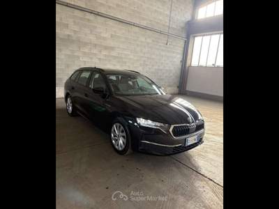 Skoda Octavia  - octavia wagon 2.0 tdi selection 150cv dsg Nero usata Piacenza