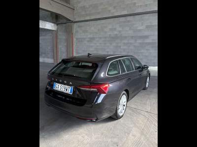 Skoda Octavia  - octavia wagon 2.0 tdi selection 150cv dsg Nero usata Piacenza