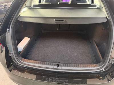 Skoda Octavia  - octavia wagon 2.0 tdi selection 150cv dsg Nero usata Piacenza