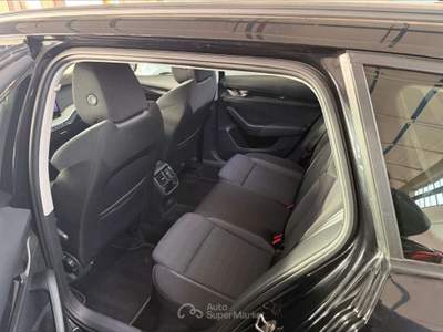 Skoda Octavia  - octavia wagon 2.0 tdi selection 150cv dsg Nero usata Piacenza