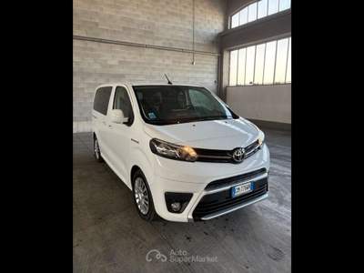 Toyota Proace  -  50kwh 10q l0 d active Bianco usata Piacenza