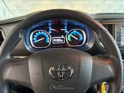 Toyota Proace  -  50kwh 10q l0 d active Bianco usata Piacenza