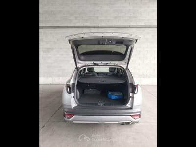 Hyundai Tucson  - tucson 1.6 hev exellence 2wd 215cv auto Argento usata Piacenza