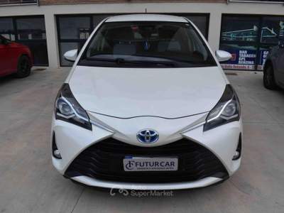 Toyota Yaris 1.5 Hybrid 5 porte Active Bianco usata Telese Terme
