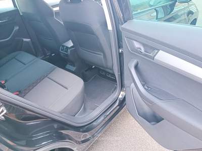 Skoda Karoq 1.0 TSI 110 CV Executive Nero usata Castelfranco di Sotto
