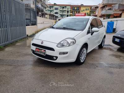 Fiat Punto Street 1,3 Multijet 2015 Bianco usata Melito di Napoli