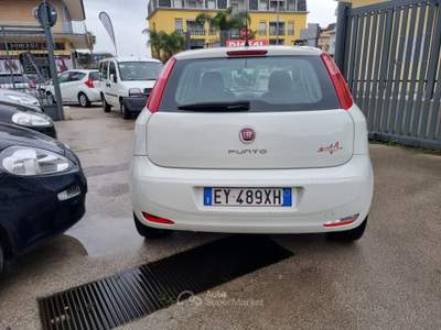Fiat Punto Street 1,3 Multijet 2015 Bianco usata Melito di Napoli