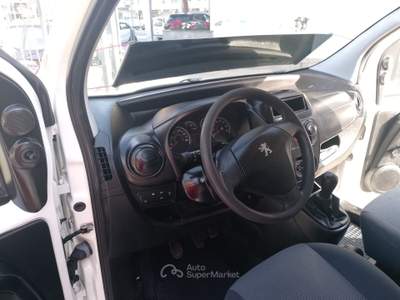 Peugeot Bipper 1,3 HDI Furgonato Bianco usata Melito di Napoli