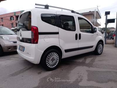 Fiat QUBO 5 Posti 1,4 Natural Power 8V. Bianco usata Melito di Napoli