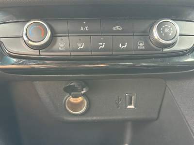 Opel Corsa neopatentati Blu/Azzurro usata Roma