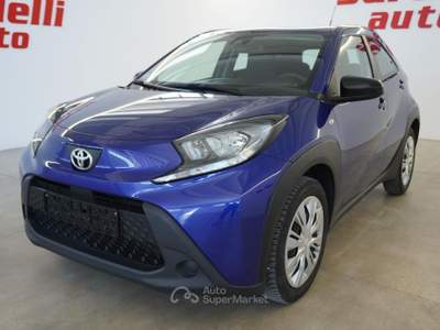 Toyota Aygo 1.0 VVT-i 72 CV 5 porte Active Blu/Azzurro usata San Vito dei Normanni