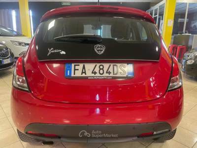 Lancia Ypsilon 1.2 69 CV 5 porte *ok guida neo patentati* Rosso usata Bozzolo