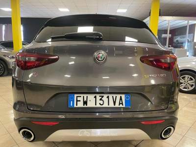 Alfa Romeo Stelvio 2.2 Turbodiesel 210 CV AT8 Q4LED/NAVI/PDC/PELLE* Grigio usata Bozzolo