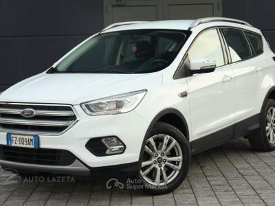 Ford Kuga 2.0 120 CV Titanium Bianco usata Caorso