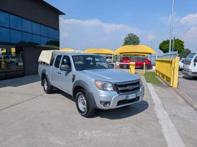 Ford Ranger 2.5 TDCi Double Cab XL 5p.ti Argento usata Cremosano