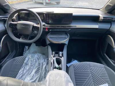 Lancia Ypsilon 1.2 100CV Hybrid e-DCT LX  Verde usata Teano