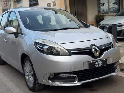 Renault Scénic 1.5 dCi 110CV *7 Posti* Argento usata San Michele Salentino