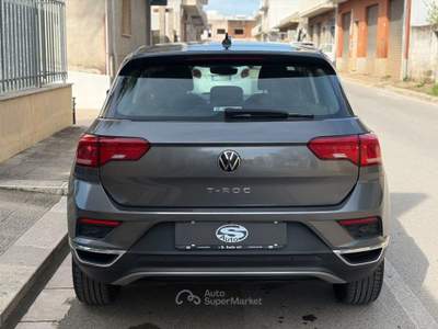 Volkswagen T-Roc 2.0 TDI 116 Style *Coockpit* Grigio usata San Michele Salentino
