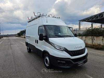 Iveco Daily 35S12V 2.3 HPT PM-TM Furgone ALLESTITO OFFICINA Bianco usata Maruggio