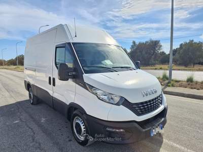 Iveco Daily 35S12V 2.3 HPT PM-TM Furgone Passo 3520 Bianco usata Maruggio