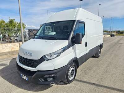 Iveco Daily 35S12V 2.3 HPT PM-TM Furgone Passo 3520 Bianco usata Maruggio