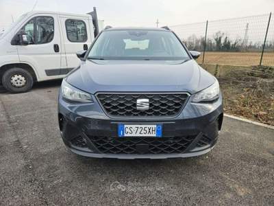 Seat Arona NEOPATENTATI Arona 2022 1.0 TSI 95cv tg: GS725XH Argento usata Basiliano