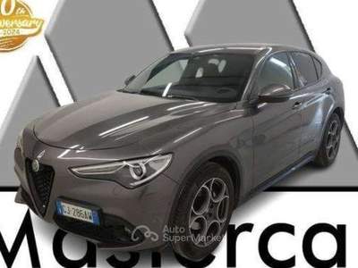 Alfa Romeo Stelvio 2.2 TD 160 CV Sprint AT8 RWD TG : GJ286AW Argento usata Basiliano