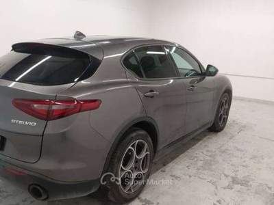 Alfa Romeo Stelvio 2.2 TD 160 CV Sprint AT8 RWD TG : GJ286AW Argento usata Basiliano