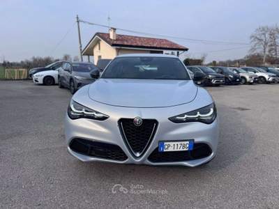 Alfa Romeo Stelvio inverter 230 VOLT 2.2 Super Q4 210cv TG: GP117BG Argento usata Basiliano