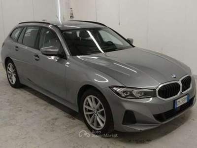 BMW Serie 3 320d G21 2022 Touring 320d mhev 48V xdrive auto - GM493 Grigio usata Basiliano