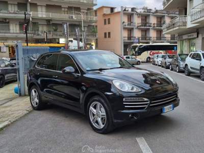 Porsche Cayenne  3.0 Diesel Platinum Edition usata Venafro